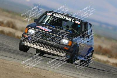 media/Sep-28-2025-24 Hours of Lemons (Sun) [[5dfe0e5f6e]]/9am (Star Mazda)/